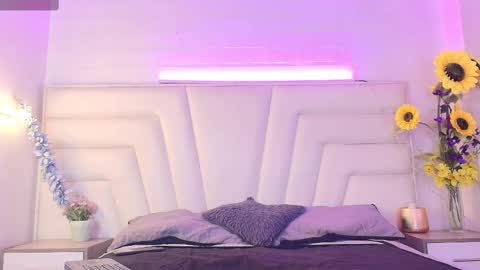 ashton_dick online show from 11-05-25, 08:09