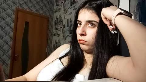 Lina online show from 12-22-25, 08:00