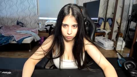 Lina online show from 02-19-26, 01:34