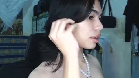 Snapshot of asian_babyboi chatting on 11-21-25, 05:06 asian_babyboi online show from 11-21-25, 05:06