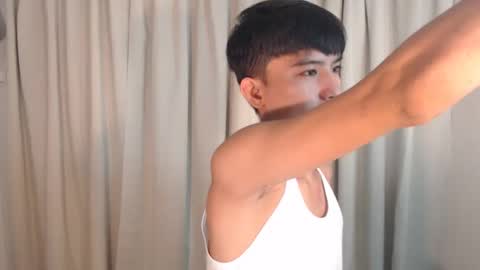 Snapshot of asian_cutiebaexx chatting on 09-15-25, 05:40 Pat online show from 09-15-25, 05:40