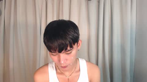 Snapshot of asian_cutiebaexx chatting on 09-24-25, 10:13 Pat online show from 09-24-25, 10:13