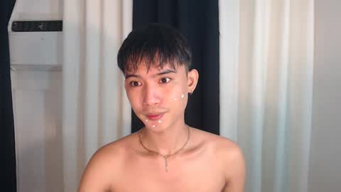 Snapshot of asian_cutiebaexx chatting on 11-16-25, 09:20 Pat online show from 11-16-25, 09:20