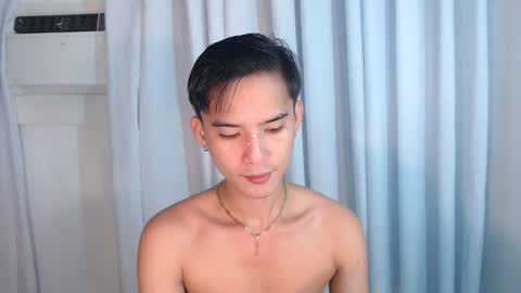 Snapshot of asian_cutiebaexx chatting on 11-24-25, 04:12 Pat online show from 11-24-25, 04:12