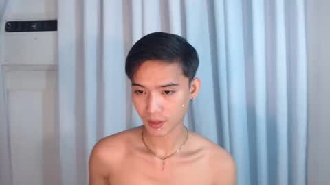 Snapshot of asian_cutiebaexx chatting on 11-27-25, 05:53 Pat online show from 11-27-25, 05:53