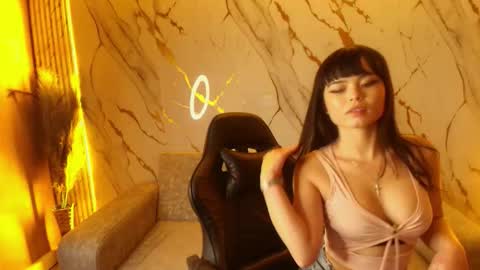 Snapshot of asian_hot_tf chatting on 10-14-25, 09:15 asian_hot_tf online show from 10-14-25, 09:15