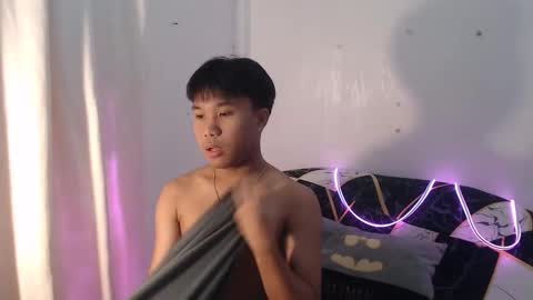 Snapshot of asian_prince_of_cock chatting on 09-24-25, 09:12 Prince online show from 09-24-25, 09:12