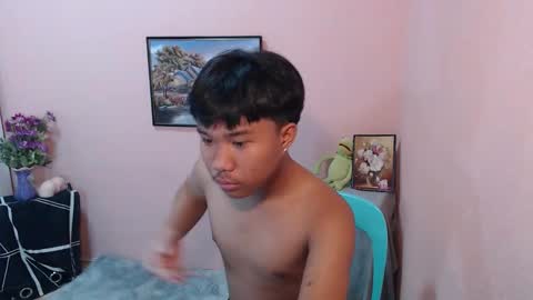 Snapshot of asian_prince_of_cock chatting on 10-16-25, 05:41 Prince online show from 10-16-25, 05:41