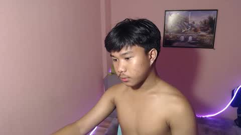 Snapshot of asian_prince_of_cock chatting on 10-29-25, 05:53 Prince online show from 10-29-25, 05:53