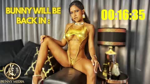 BUNNY WILDER online show from 02-11-25, 01:20