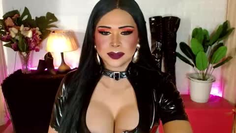 nicole online show from 10-19-25, 07:25