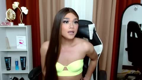 Snapshot of asiancock4hire chatting on 12-11-24, 12:23 Michelle Dont forget to follow me online show from 12-11-24, 12:23
