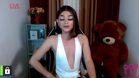 Snapshot of asiancock4hire chatting on 03-04-25, 01:28 Michelle Dont forget to follow me online show from 03-04-25, 01:28