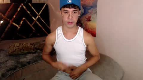 asiancum_peter online show from 12-16-25, 11:04