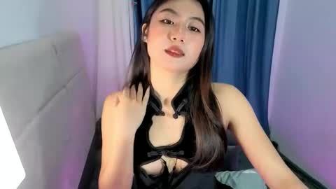 Snapshot of asianhotgirl_cherry chatting on 09-20-25, 02:51 Cherry online show from 09-20-25, 02:51