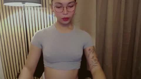 Snapshot of asianhottiesttamira chatting on 10-09-25, 04:43 HI IM TAMIRA LOOKING FOR SERIOUS RELATIONSHIP online show from 10-09-25, 04:43