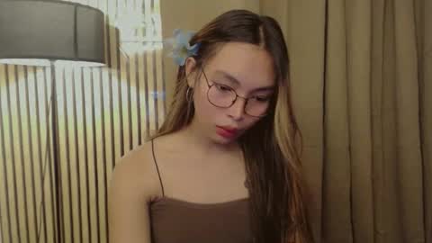 Snapshot of asianhottiesttamira chatting on 10-16-25, 05:19 HI IM TAMIRA LOOKING FOR SERIOUS RELATIONSHIP online show from 10-16-25, 05:19