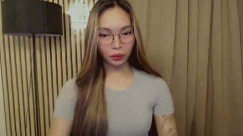 Snapshot of asianhottiesttamira chatting on 10-20-25, 04:13 HI IM TAMIRA LOOKING FOR SERIOUS RELATIONSHIP online show from 10-20-25, 04:13