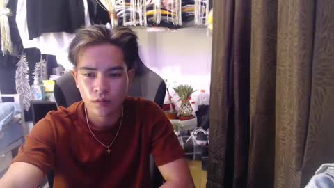 Snapshot of asianmarkxxx69 chatting on 02-10-25, 01:11 Mark online show from 02-10-25, 01:11