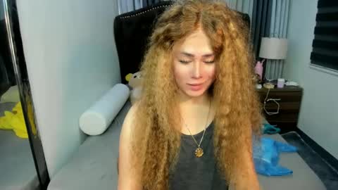 Snapshot of asiannaughtyerika chatting on 03-01-25, 06:35 ERIKA 3 online show from 03-01-25, 06:35