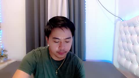 Snapshot of asianroy_x chatting on 12-13-24, 07:32 Roy online show from 12-13-24, 07:32