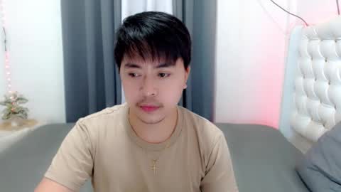 Snapshot of asianroy_x chatting on 12-16-24, 12:06 Roy online show from 12-16-24, 12:06
