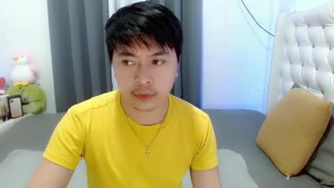 Snapshot of asianroy_x chatting on 03-02-25, 02:32 Roy online show from 03-02-25, 02:32