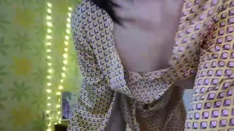 Snapshot of asianshiny chatting on 02-09-25, 08:54 Alice online show from 02-09-25, 08:54