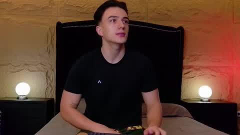 Aslan  online show from 04-13-26, 03:01