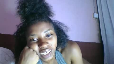 Snapshot of asmiraa chatting on 12-02-25, 04:40 asmiraa online show from 12-02-25, 04:40