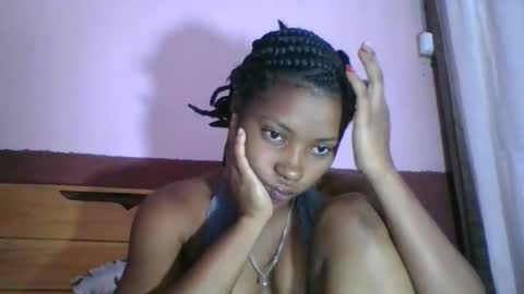 Snapshot of asmiraa chatting on 01-08-26, 07:21 asmiraa online show from 01-08-26, 07:21