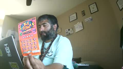 Snapshot of aspkt_uno_122 chatting on 09-12-25, 02:50 aspkt_uno_122 online show from 09-12-25, 02:50