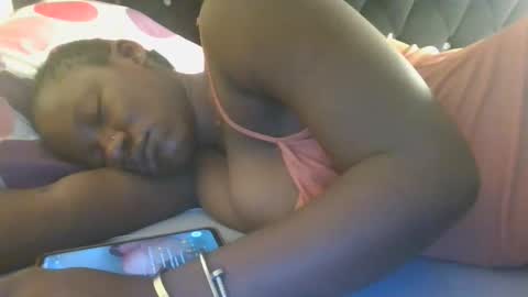 asscluupper online show from 11-20-25, 02:01