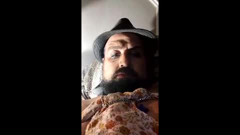 Snapshot of asslee14 chatting on 03-14-26, 01:16 asslee14 online show from 03-14-26, 01:16