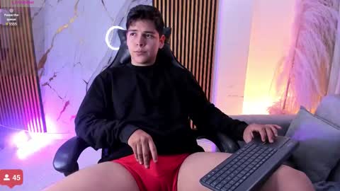 astablack_ online show from 11-20-25, 08:41