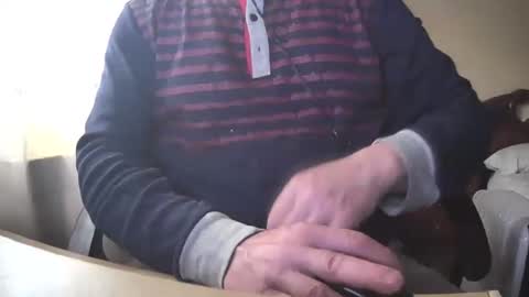 Snapshot of astelover chatting on 01-25-25, 04:13 astelover online show from 01-25-25, 04:13