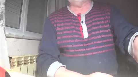 Snapshot of astelover chatting on 12-13-25, 08:47 astelover online show from 12-13-25, 08:47