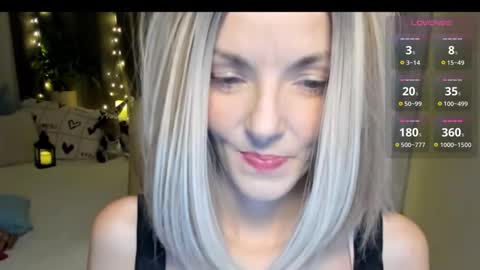 Snapshot of asteris_stella chatting on 11-17-25, 07:52 Asteris online show from 11-17-25, 07:52