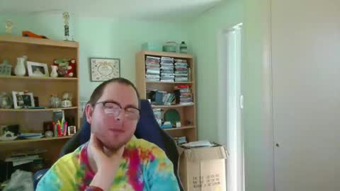 Andrew or Smiley Read the message in bold above the bio design for info on the situation. online show from 10-06-25, 05:54