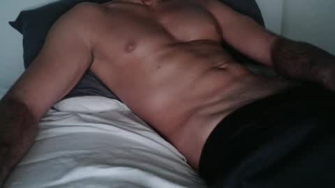 Snapshot of aston0 chatting on 03-10-25, 06:38 Aston online show from 03-10-25, 06:38