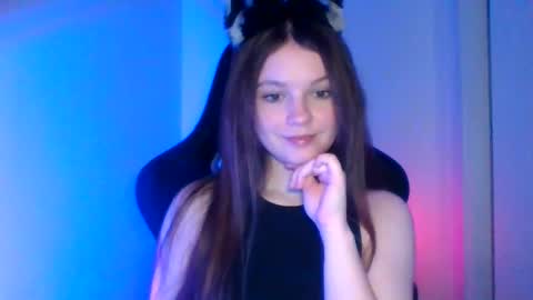 astradream_ online show from 10-03-25, 05:43