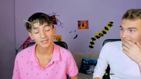 Snapshot of astren_villo chatting on 10-23-25, 12:59 astren online show from 10-23-25, 12:59