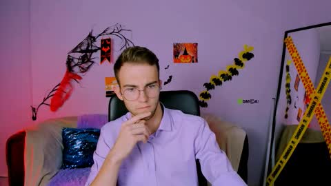 Snapshot of astren_villo chatting on 11-02-25, 01:13 astren online show from 11-02-25, 01:13