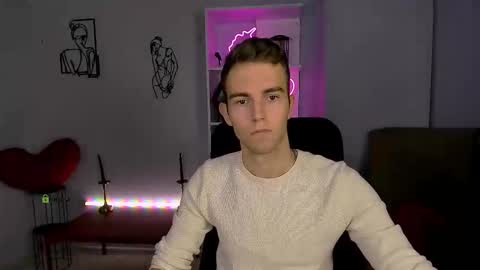 Snapshot of astren_villo chatting on 11-06-25, 01:12 astren online show from 11-06-25, 01:12