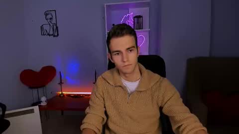 Snapshot of astren_villo chatting on 11-25-25, 06:57 astren online show from 11-25-25, 06:57