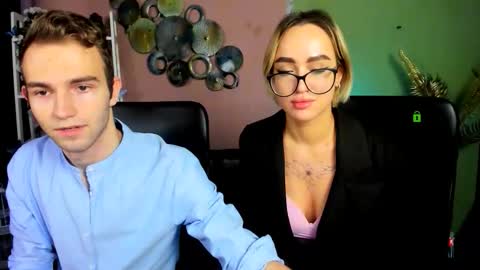 Snapshot of astren_villo chatting on 11-27-25, 01:24 astren online show from 11-27-25, 01:24