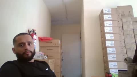 Snapshot of astro_boy_01 chatting on 11-08-25, 03:23 astro_boy_01 online show from 11-08-25, 03:23