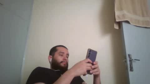 Snapshot of astro_boy_01 chatting on 01-18-26, 05:50 astro_boy_01 online show from 01-18-26, 05:50