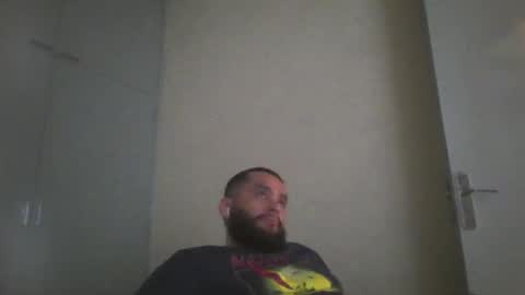 Snapshot of astro_boy_01 chatting on 02-08-26, 04:10 astro_boy_01 online show from 02-08-26, 04:10