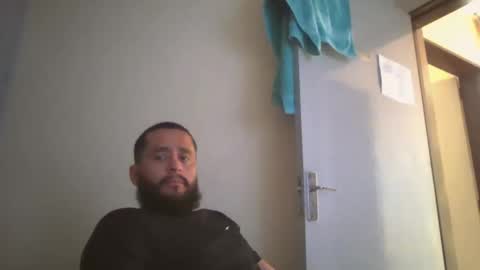 Snapshot of astro_boy_01 chatting on 02-15-26, 08:16 astro_boy_01 online show from 02-15-26, 08:16